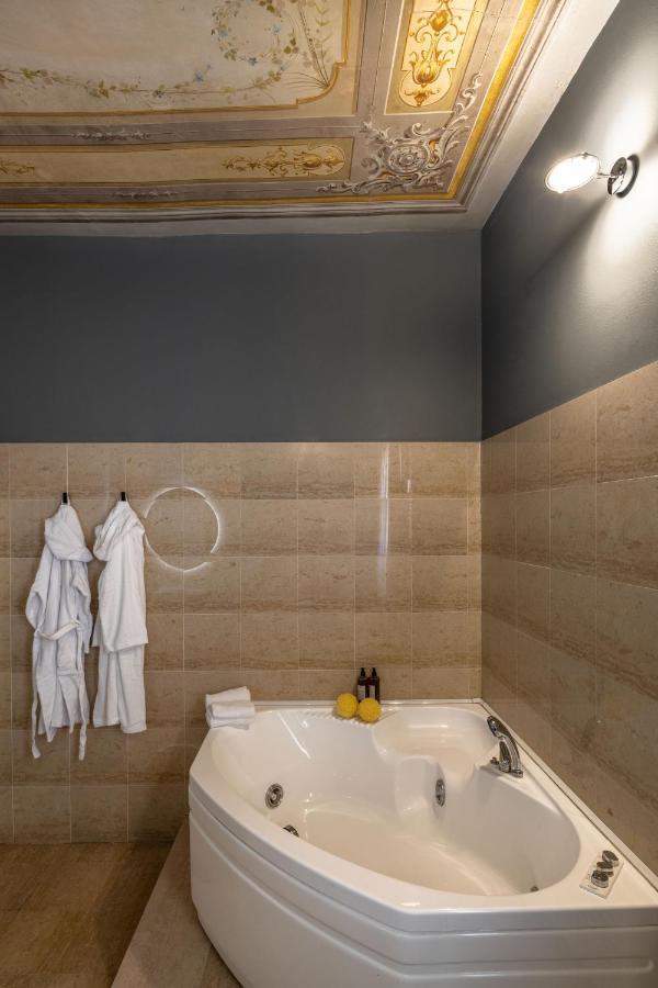 Moro Lin Design Aparthotel 3*